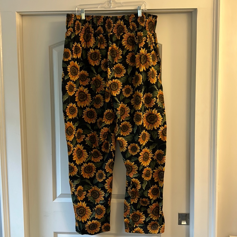 Lucy & Yak “Alexa” trousers in sunflower print